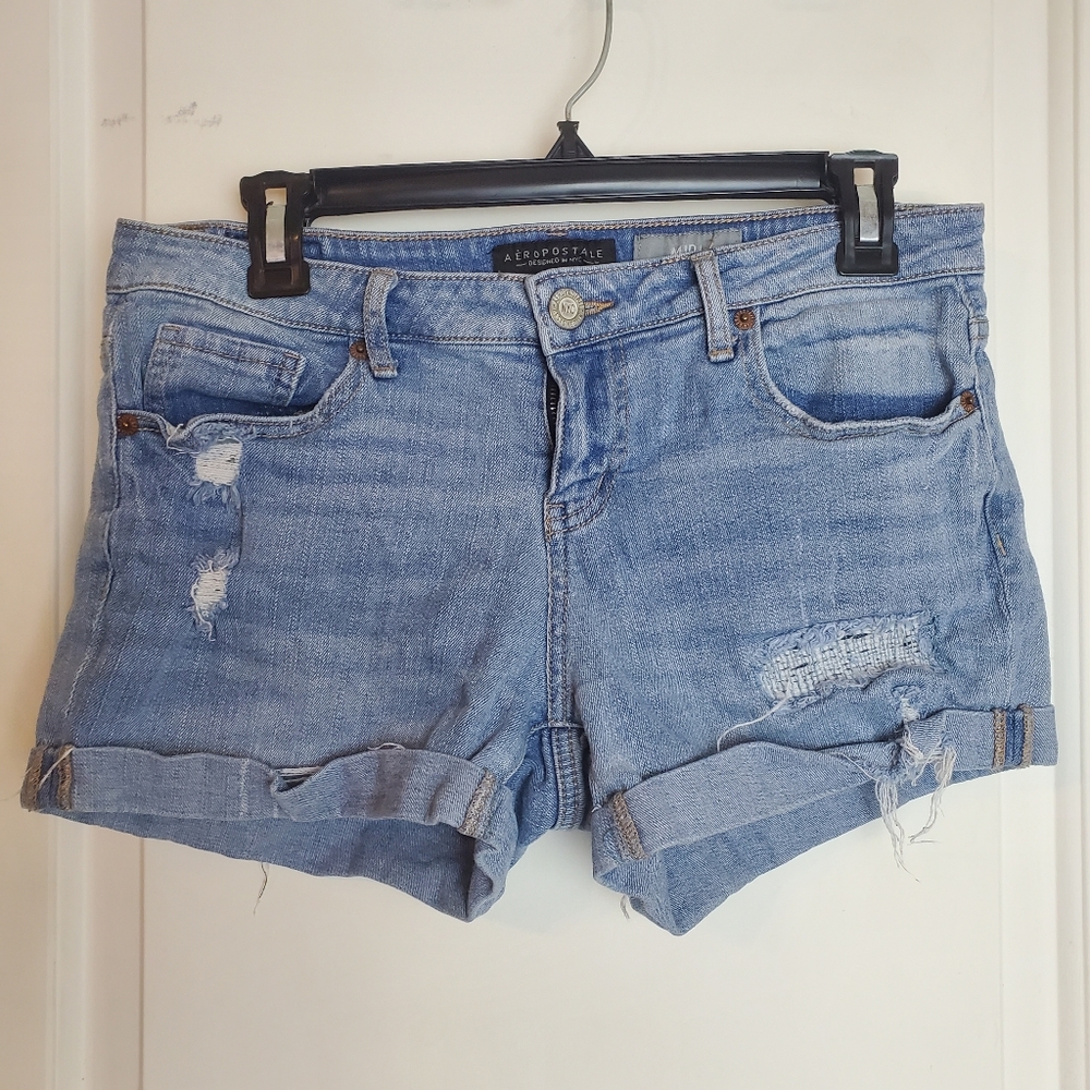 Aeropostale Midi Jean shorts ripped